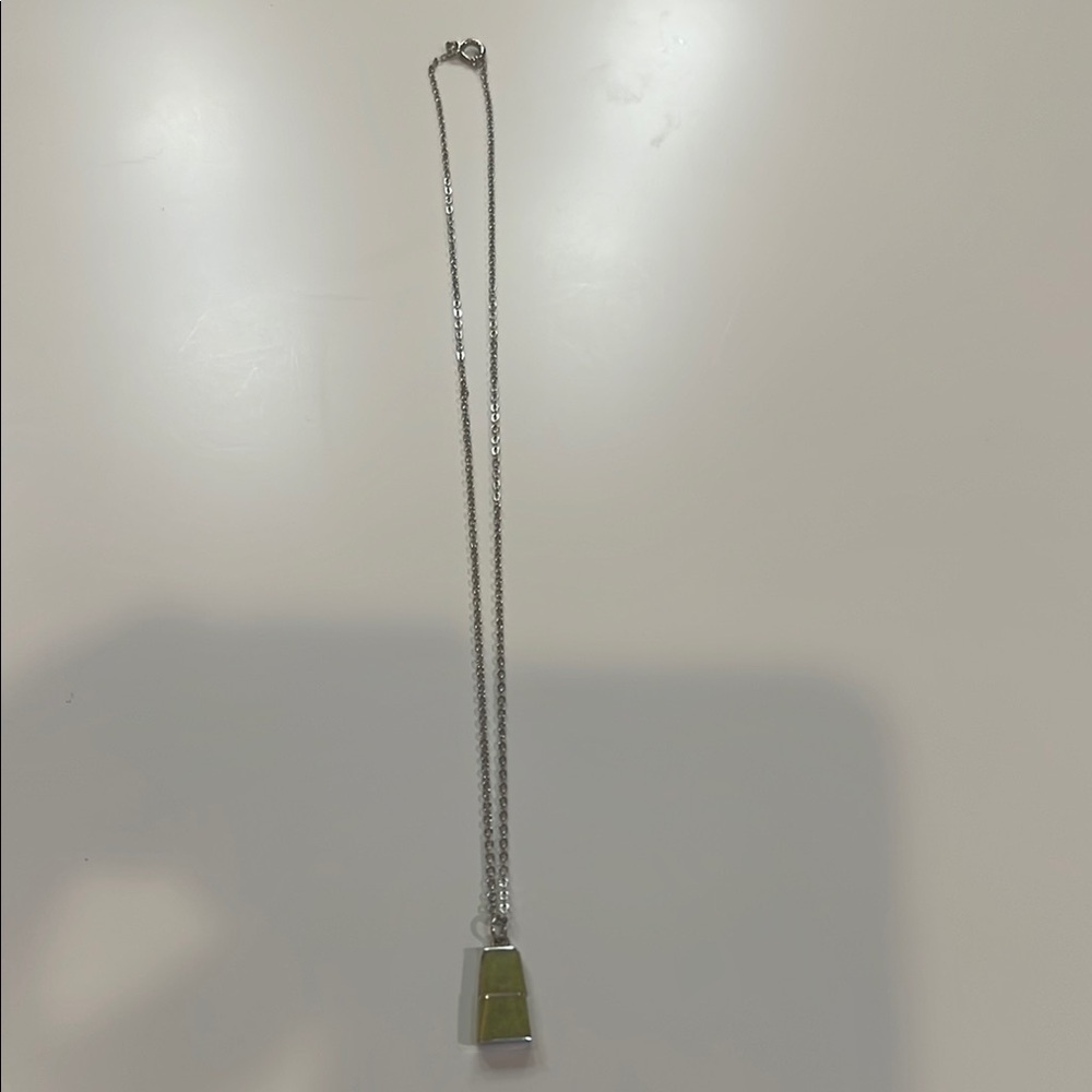 Elegant Silver Necklace with Green Pendant